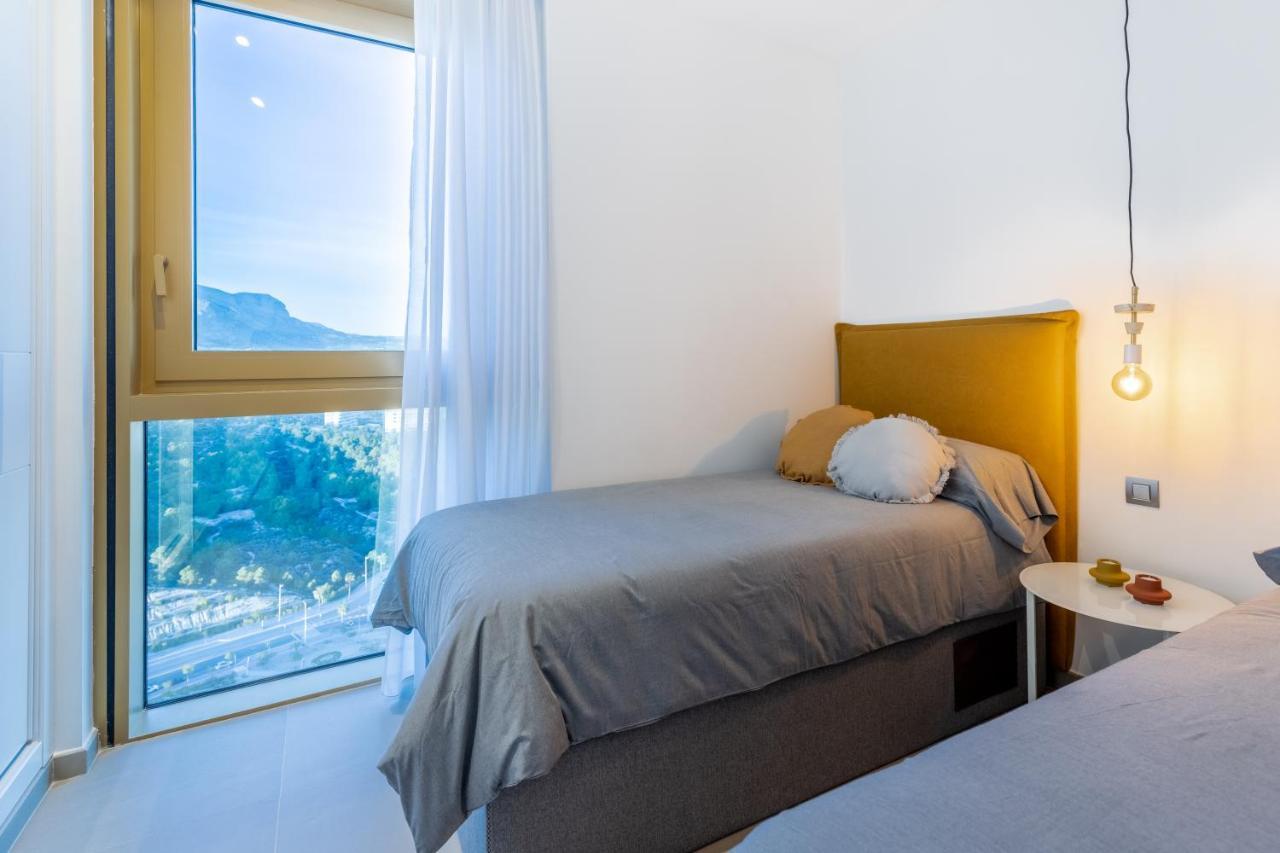 Intempo Luxury Ocean Views Resort 貝尼多姆 外观 照片