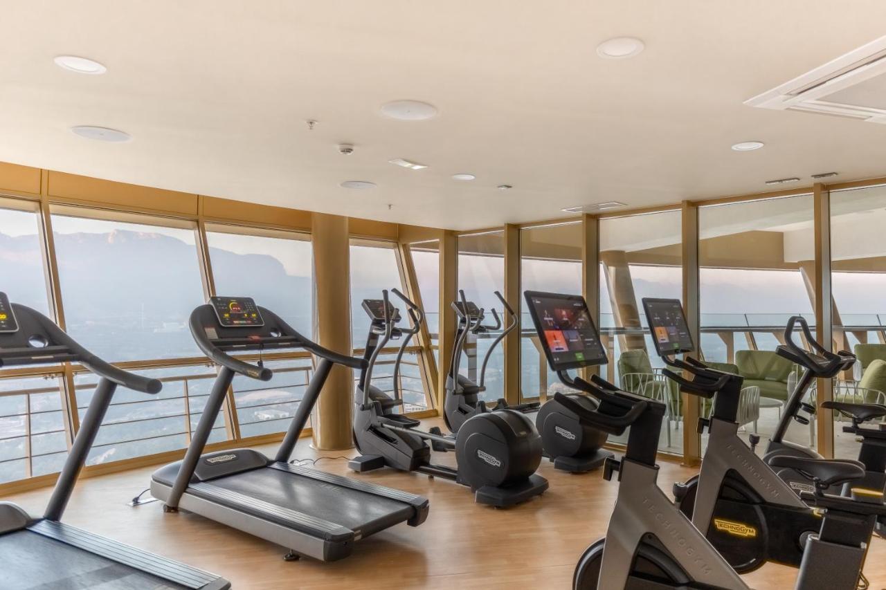 Intempo Luxury Ocean Views Resort 貝尼多姆 外观 照片