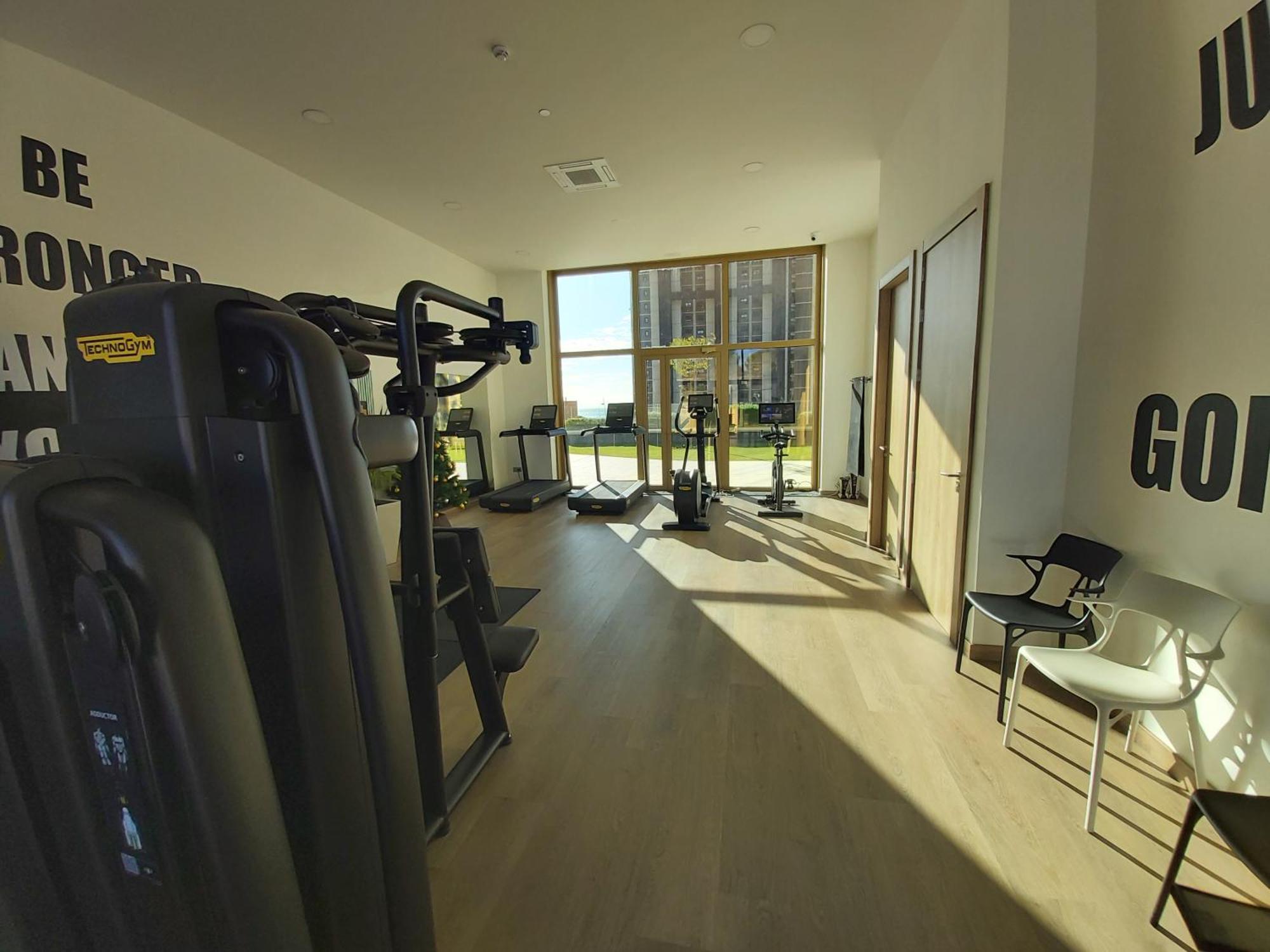 Intempo Luxury Ocean Views Resort 貝尼多姆 外观 照片