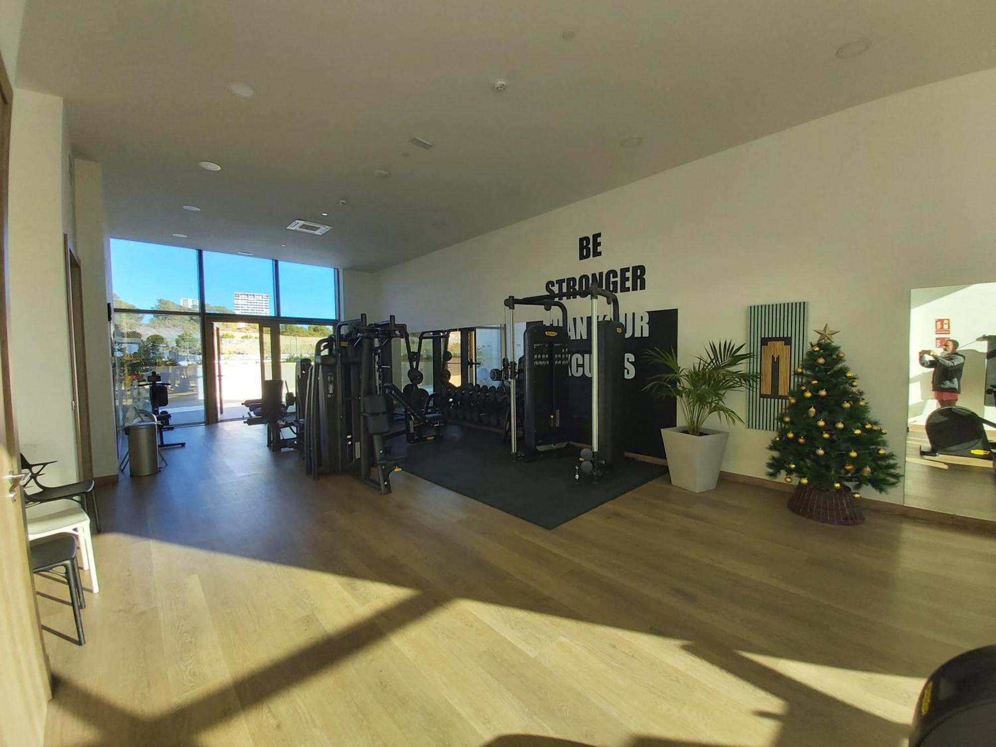 Intempo Luxury Ocean Views Resort 貝尼多姆 外观 照片