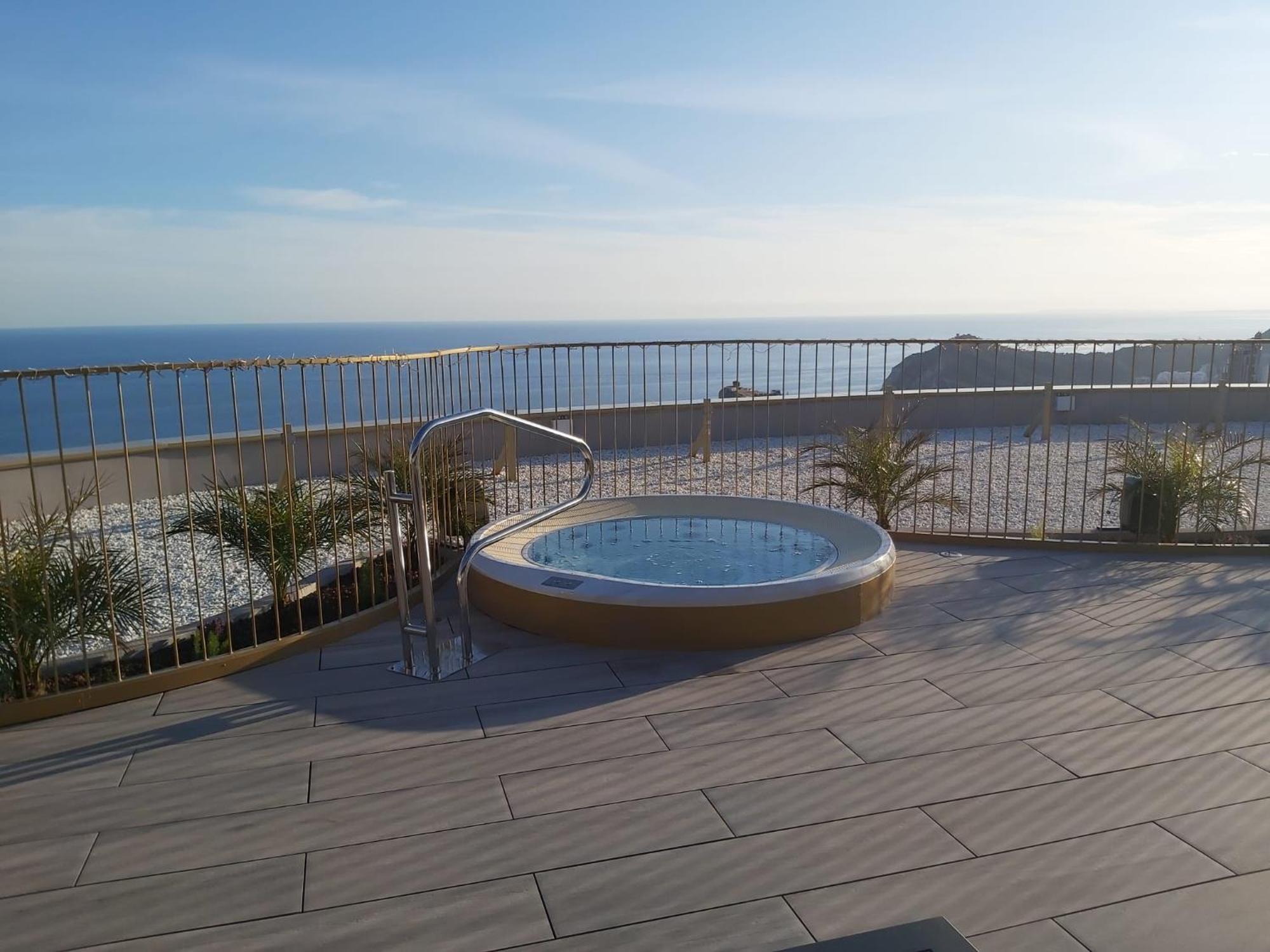Intempo Luxury Ocean Views Resort 貝尼多姆 外观 照片