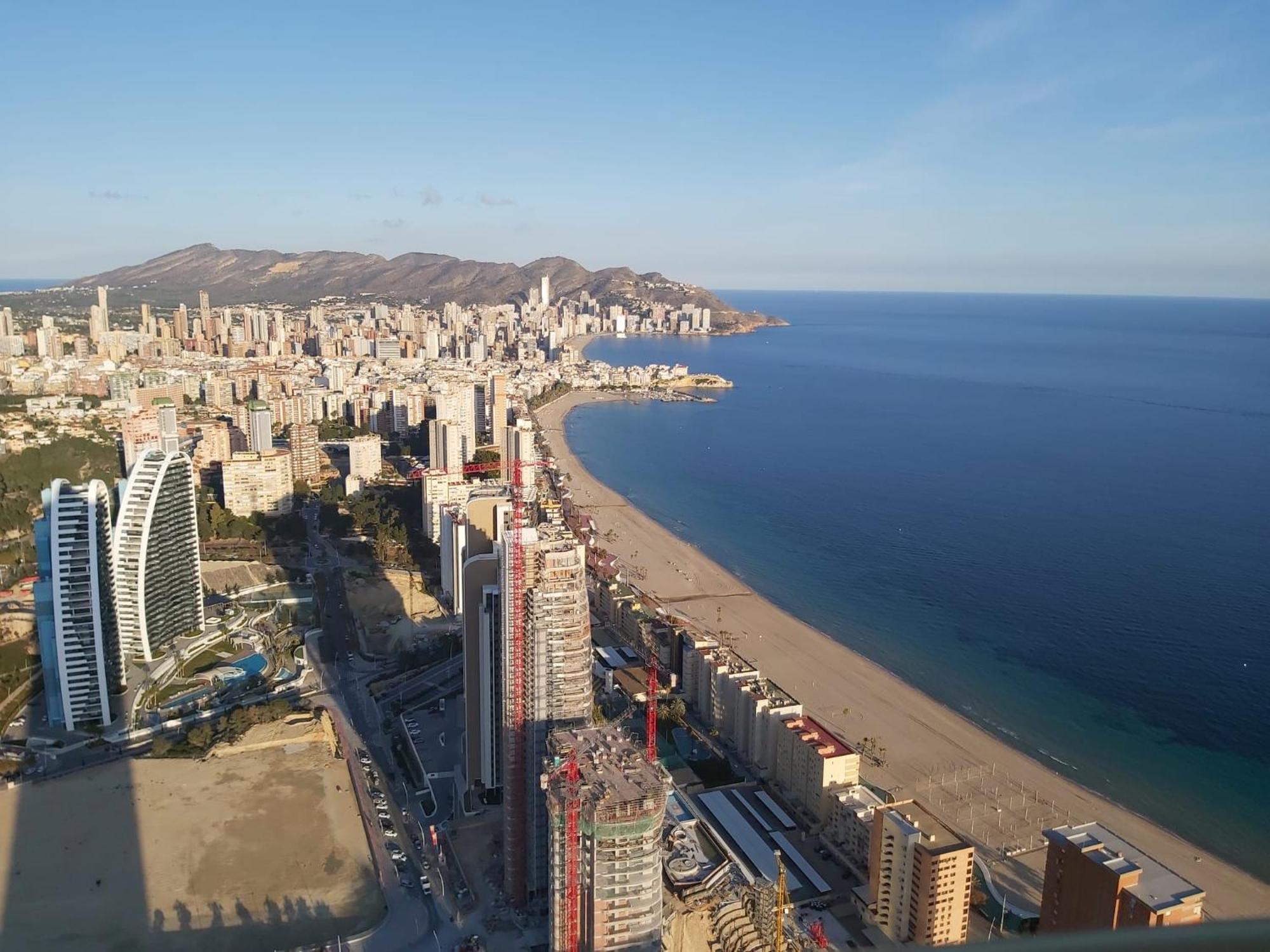 Intempo Luxury Ocean Views Resort 貝尼多姆 外观 照片